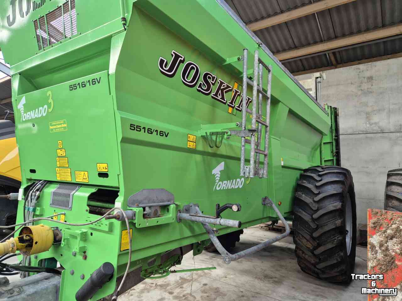 Manure spreader Joskin Tornado 5516/16V