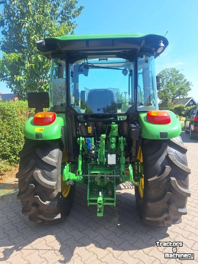 Tractor John Deere 5075 E