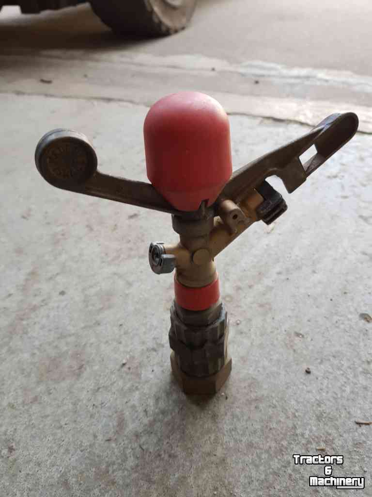 Other irrigation equipment and accessories  Naan sproeiers
