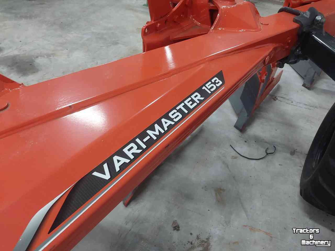 Ploughs Kuhn Vari-Master 153