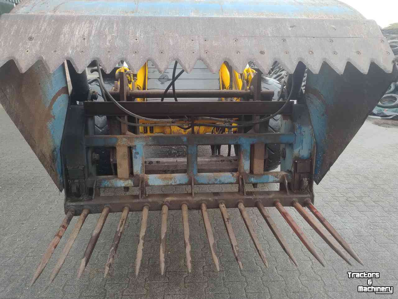 Silage grab-cutter AP Kuilhapper Volvo 180 cm