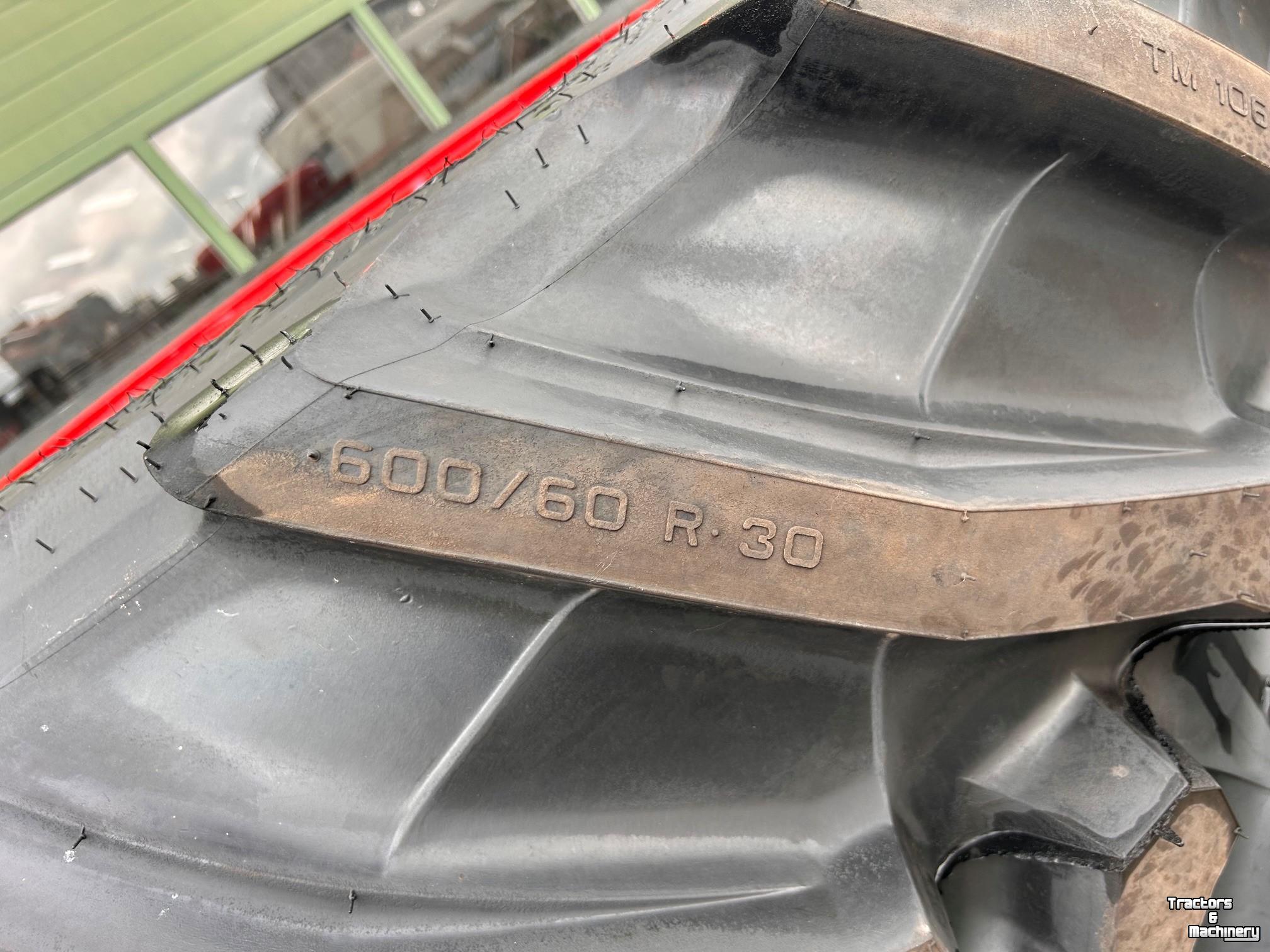 Wheels, Tyres, Rims & Dual spacers Trelleborg Trelleborg VF 710/60R42 + 600/60R30