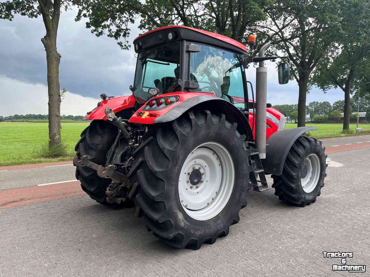 Tractor McCormick XTX 165