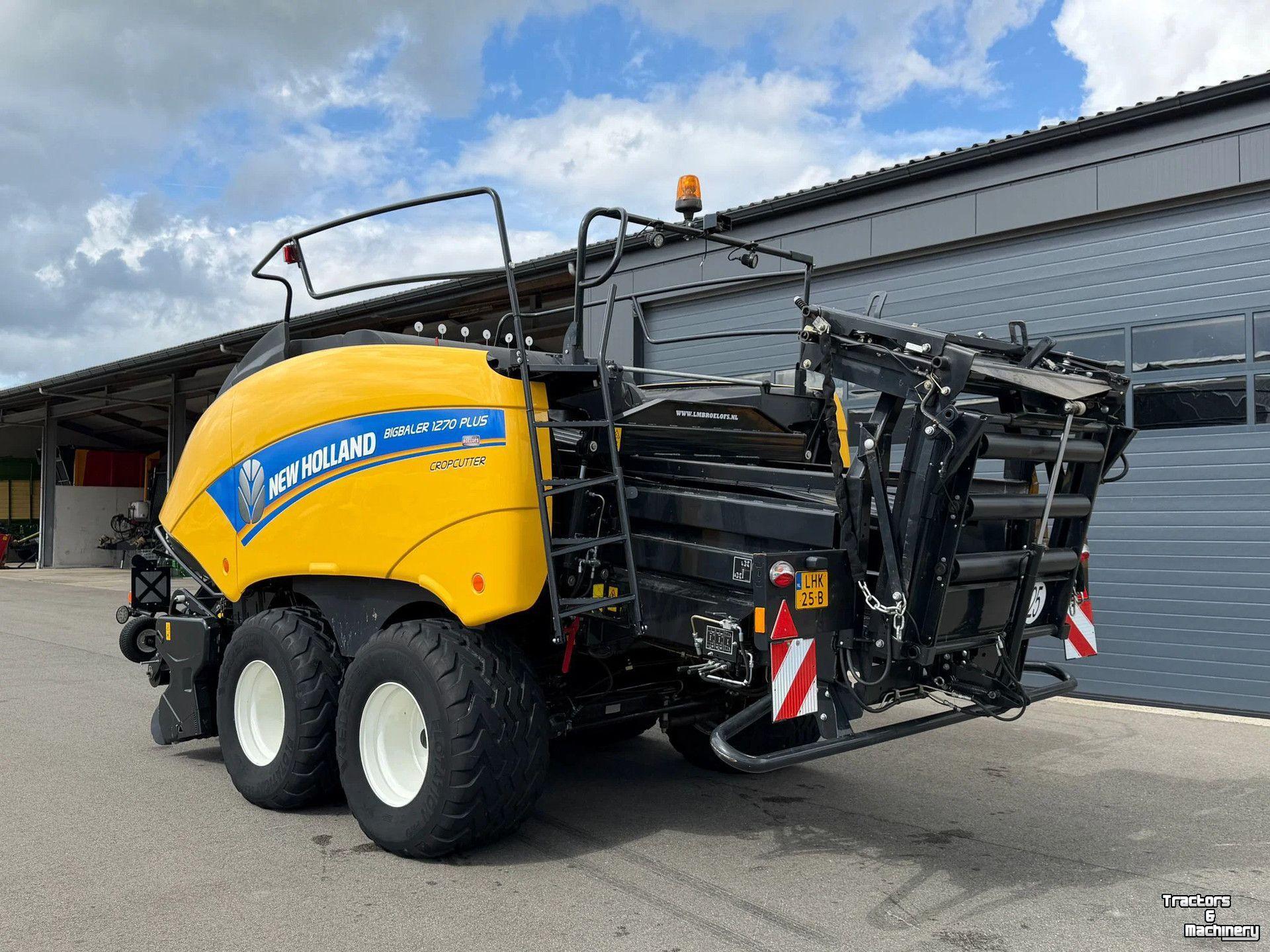 Balers New Holland BIGBALER 1270 PLUS BigBaler 1270 Plus CropCutter Vierkante balenpers