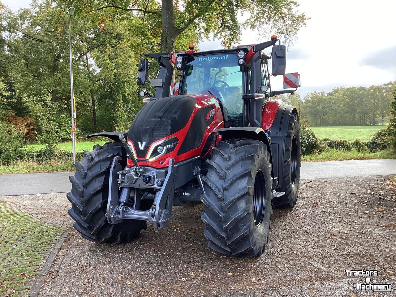 Tractor Valtra Q285