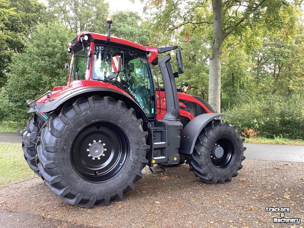 Tractor Valtra Q285