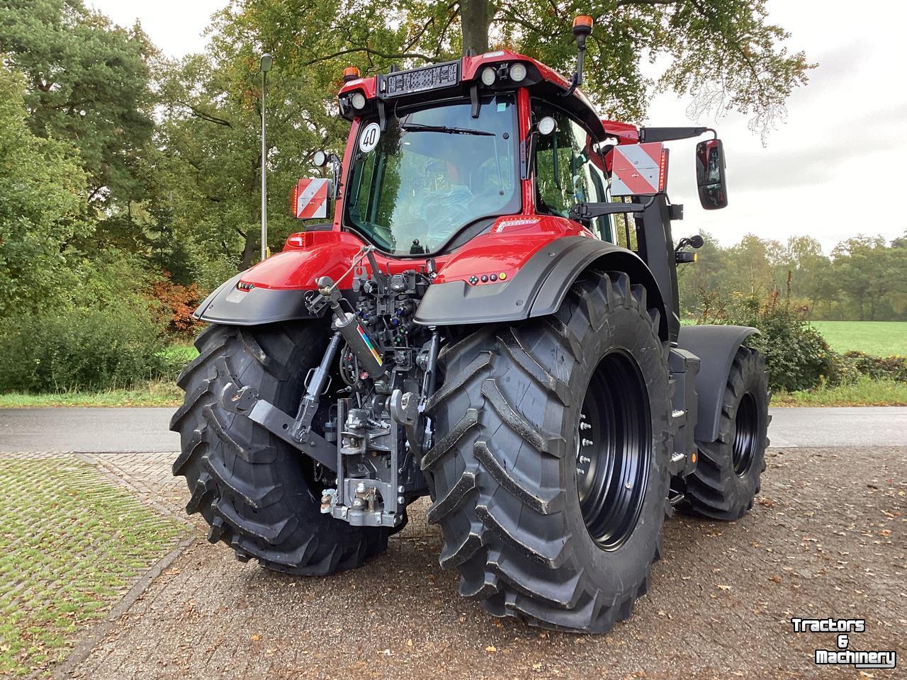Tractor Valtra Q285