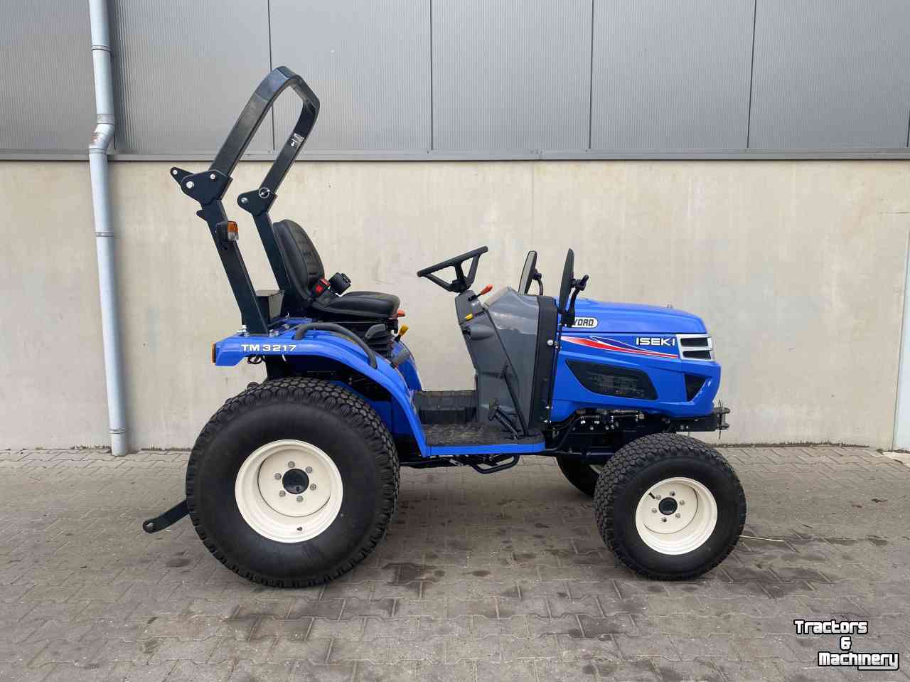 Horticultural Tractors Iseki TM 3217 H. Compact / mini trekker (Demo)