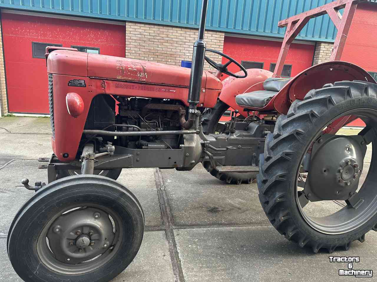 Tractors Massey Ferguson 30