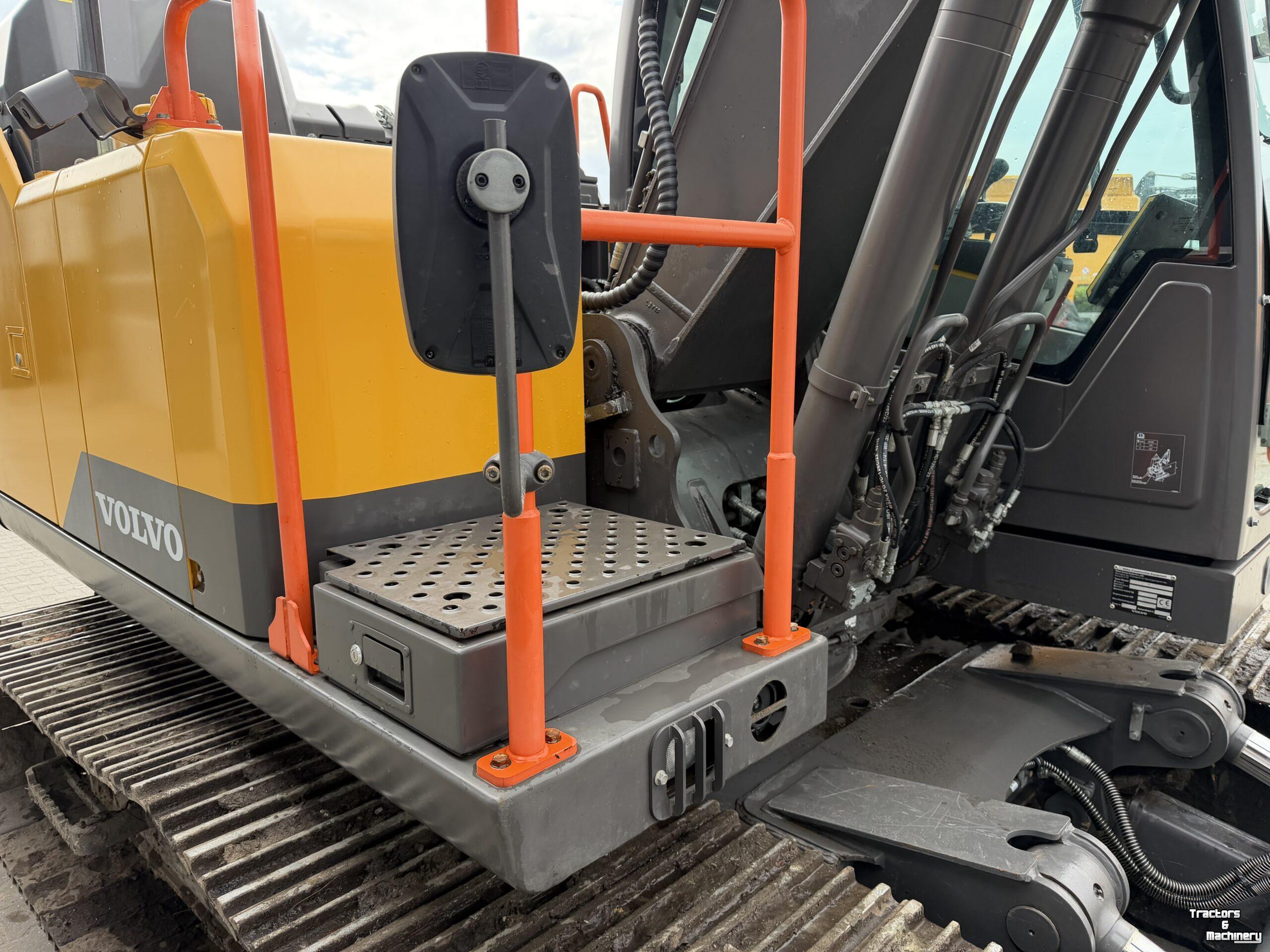 Excavator Volvo EC140EL