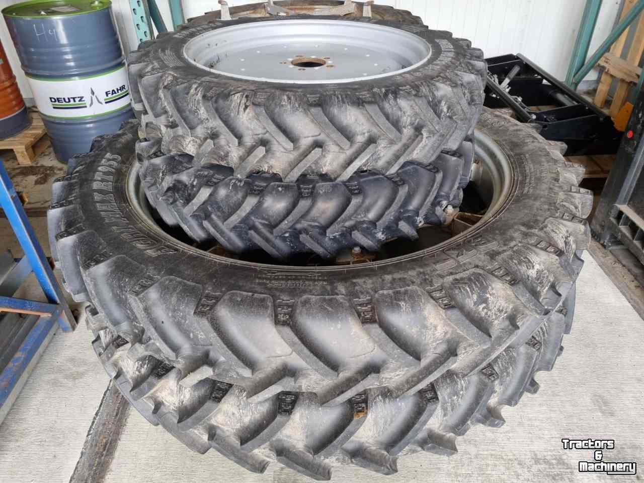 Wheels, Tyres, Rims & Dual spacers BKT Cultuurwielen 8.3R28 & 11.2R48