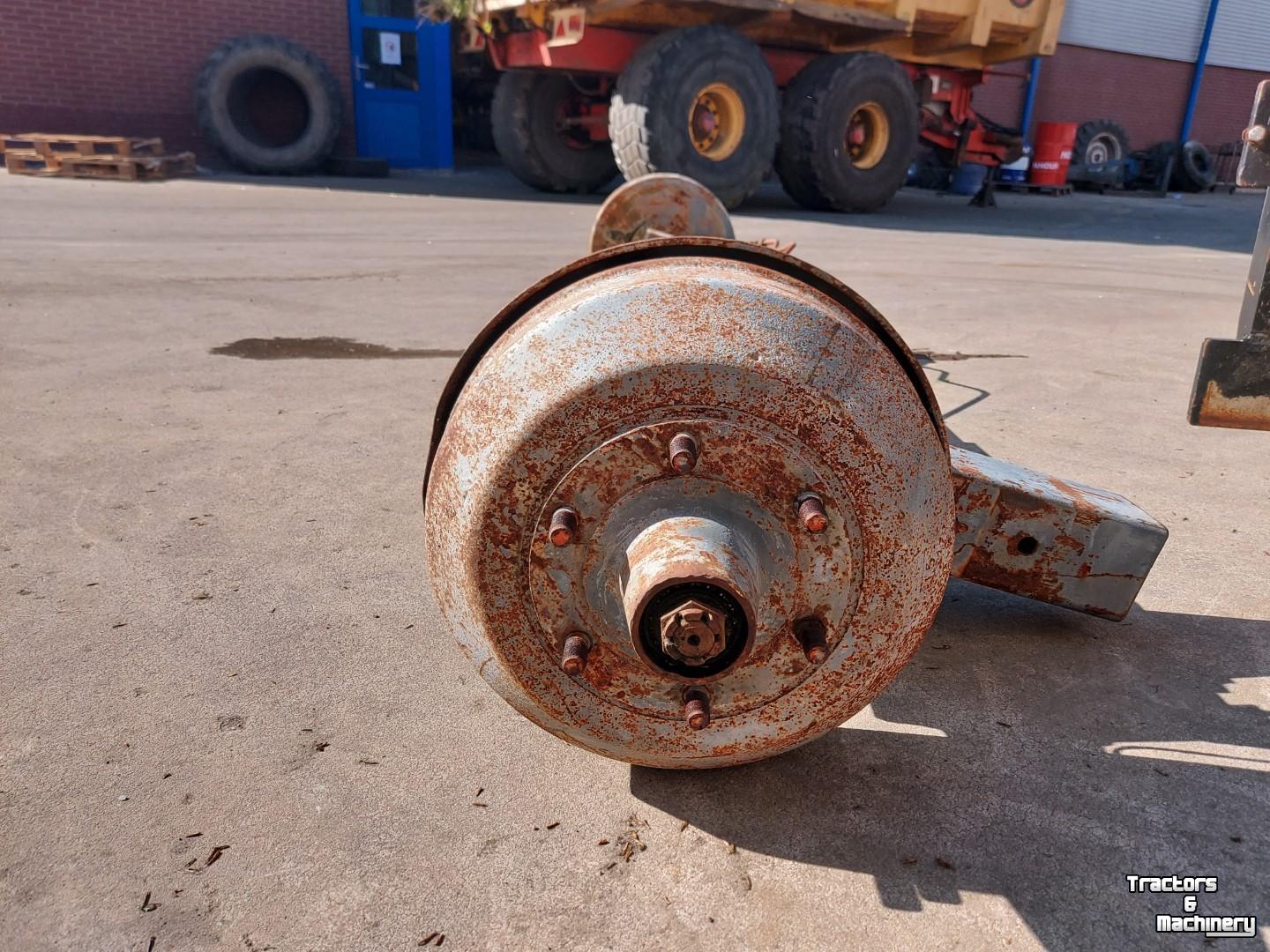 Diverse used spare-parts  Onbekend