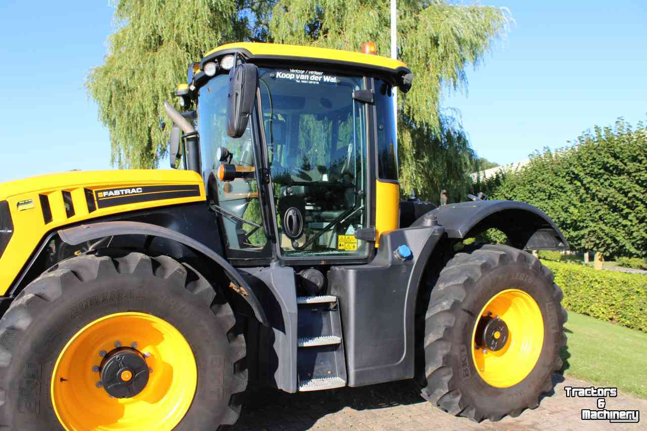 Tractors JCB Fastrac 4220