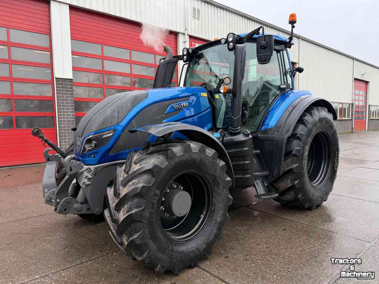 Tractor Valtra T214 Versu + RTK G.P.S. Smarttouch