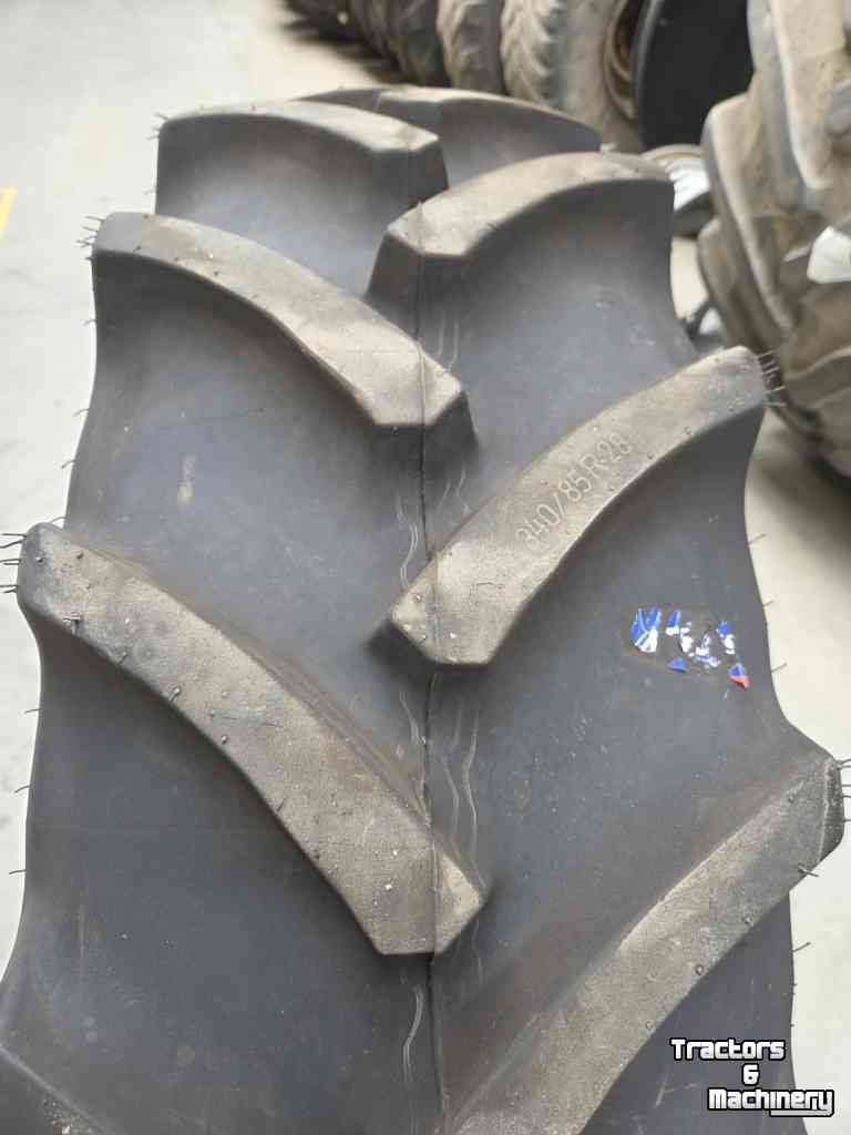 Wheels, Tyres, Rims & Dual spacers Mitas 340/85R28 AC85