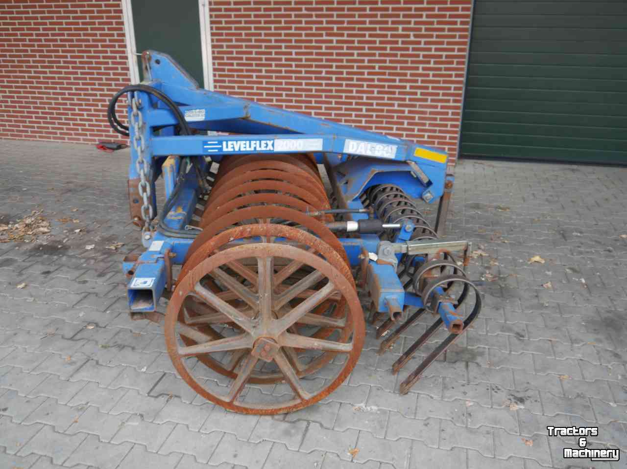 Furrow presses Dalbo Levelflex 2000 3m + crossboard