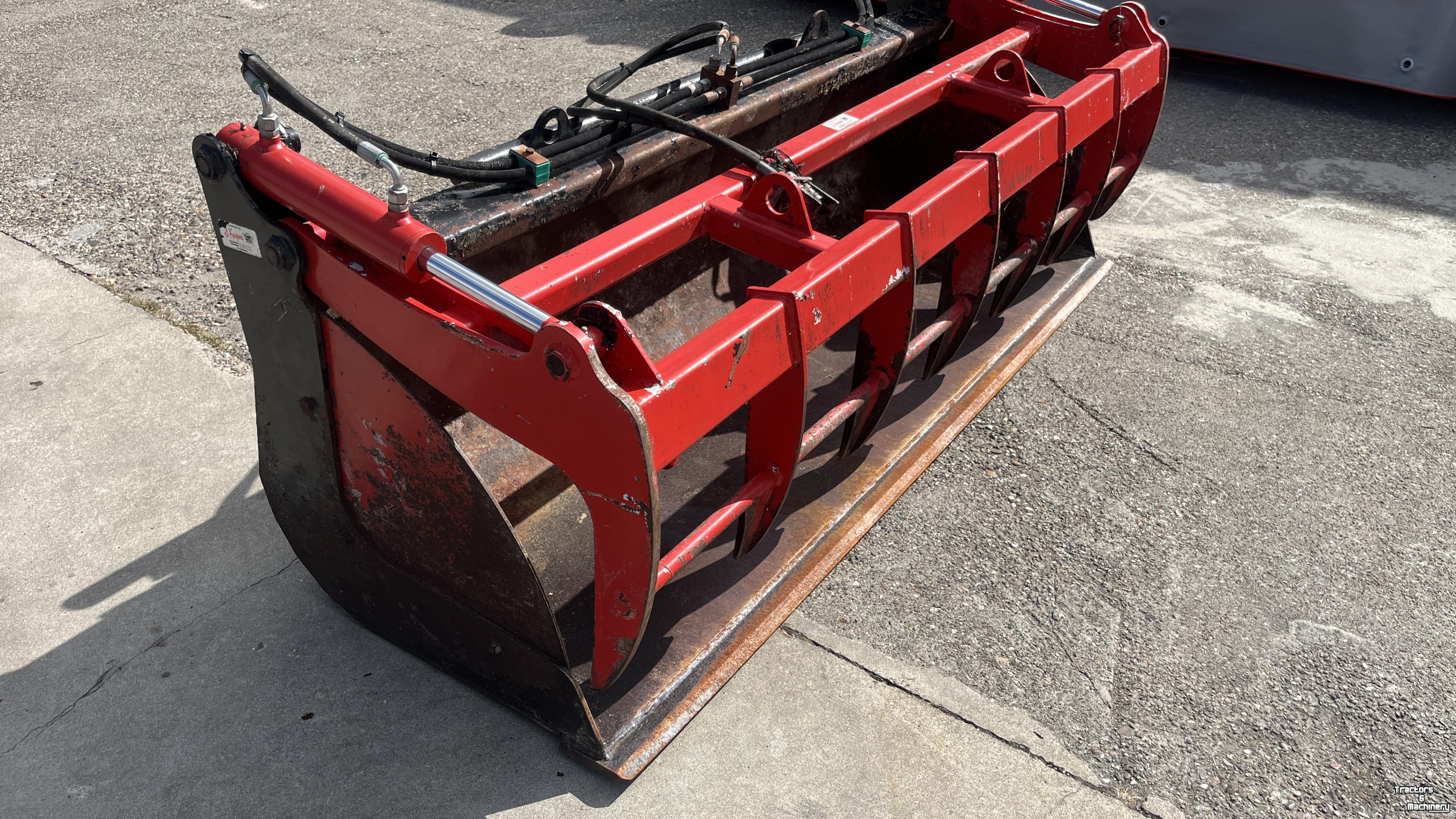 Silage Grabbucket / Grabfork  Pelikaan bak 2 meter