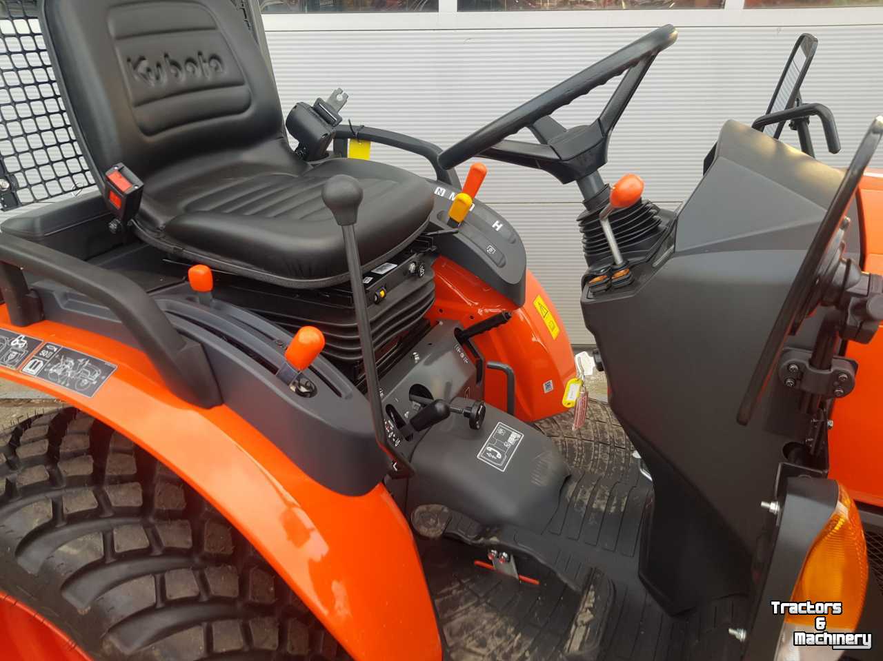 Horticultural Tractors Kubota B2261 tractor compact hydrostaat
