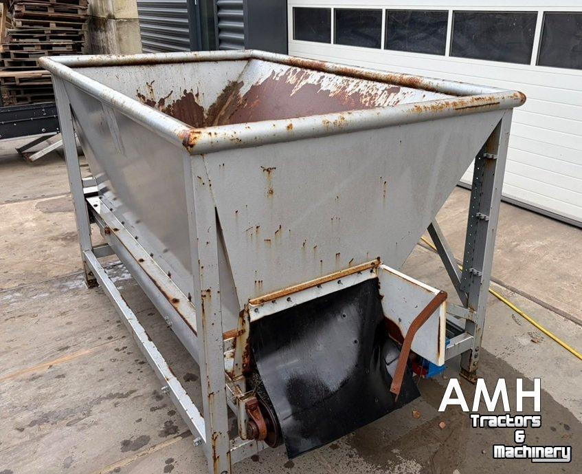 Conveyor  2730X650 Bunker met uitvoerband+kantelaar, Feed hopper with discharge conveyor including bin tipper, Dosierbunker mit Austragsband inklusive Kistenkipper