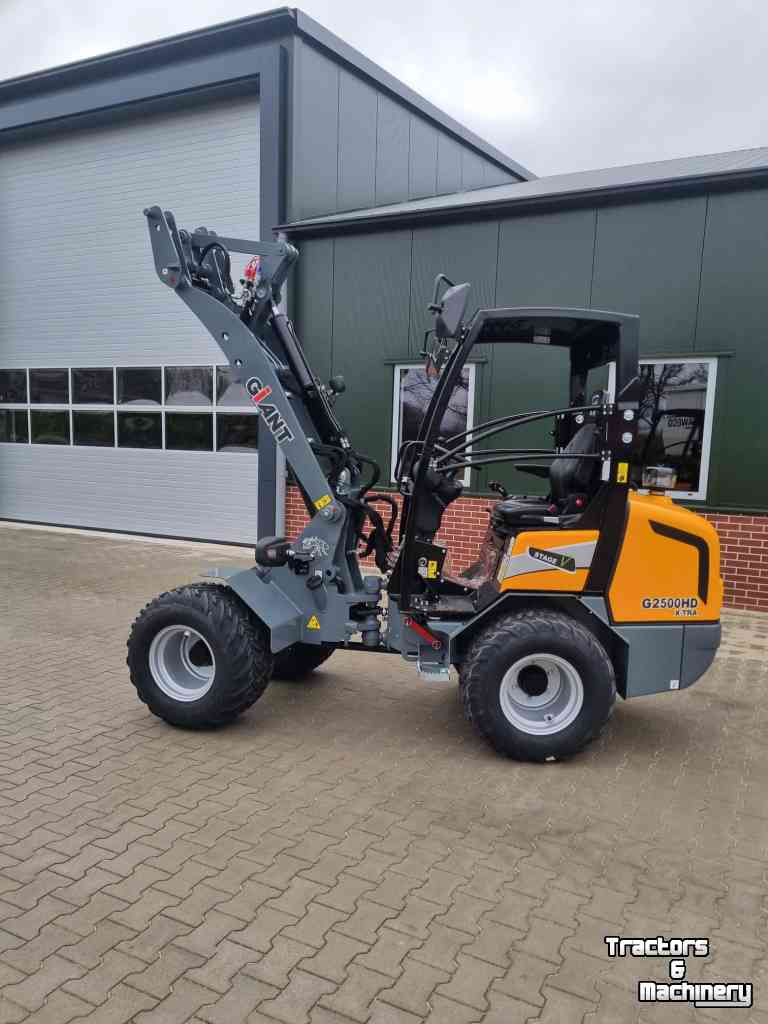 Wheelloader Giant GiANT G 2500 X-Tra HD