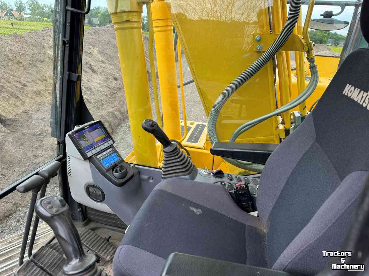 Excavator tracks Komatsu PC170 LC-11 rupskraan