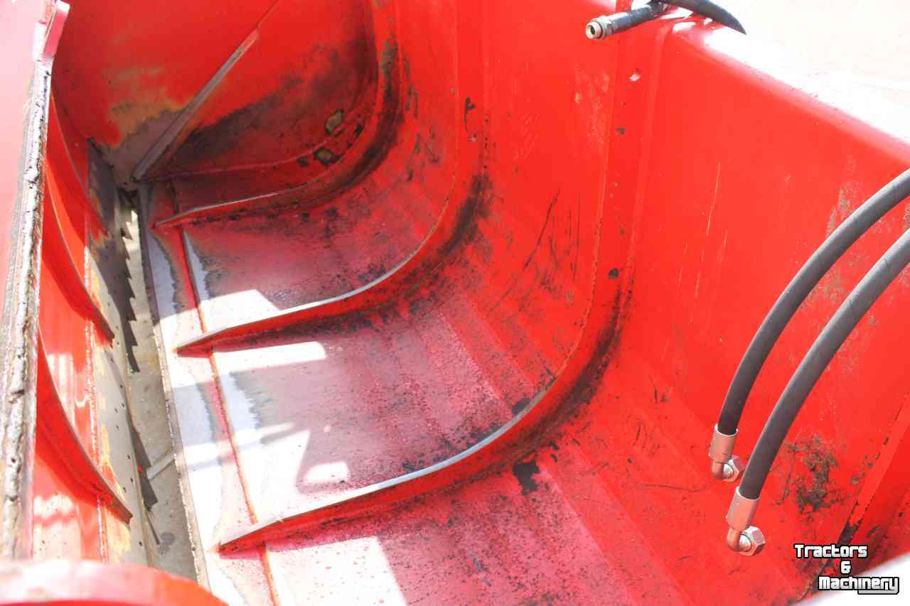 Silage cutting bucket Redrock Allround 240-100 kuilhapper met dichte bodem kuilgrijper