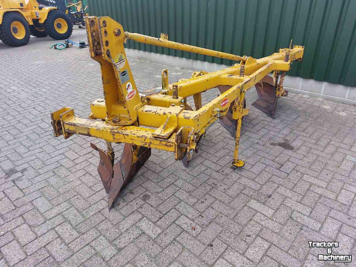 Ploughs Rumptstad 4 schaar rondgaande ploeg