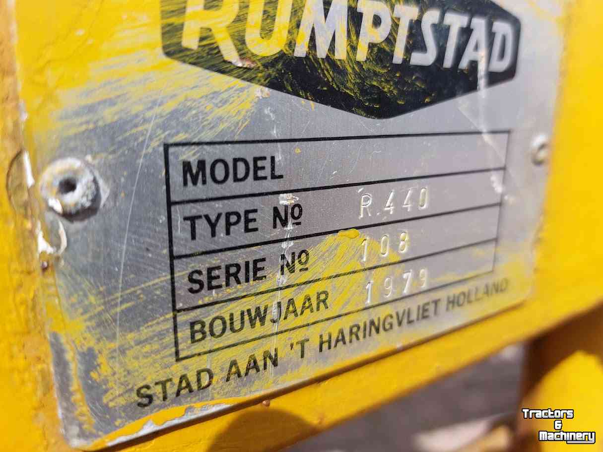 Ploughs Rumptstad 4 schaar rondgaande ploeg