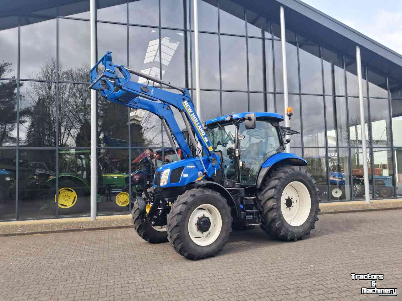 Tractor New Holland T6.140 Autocommand