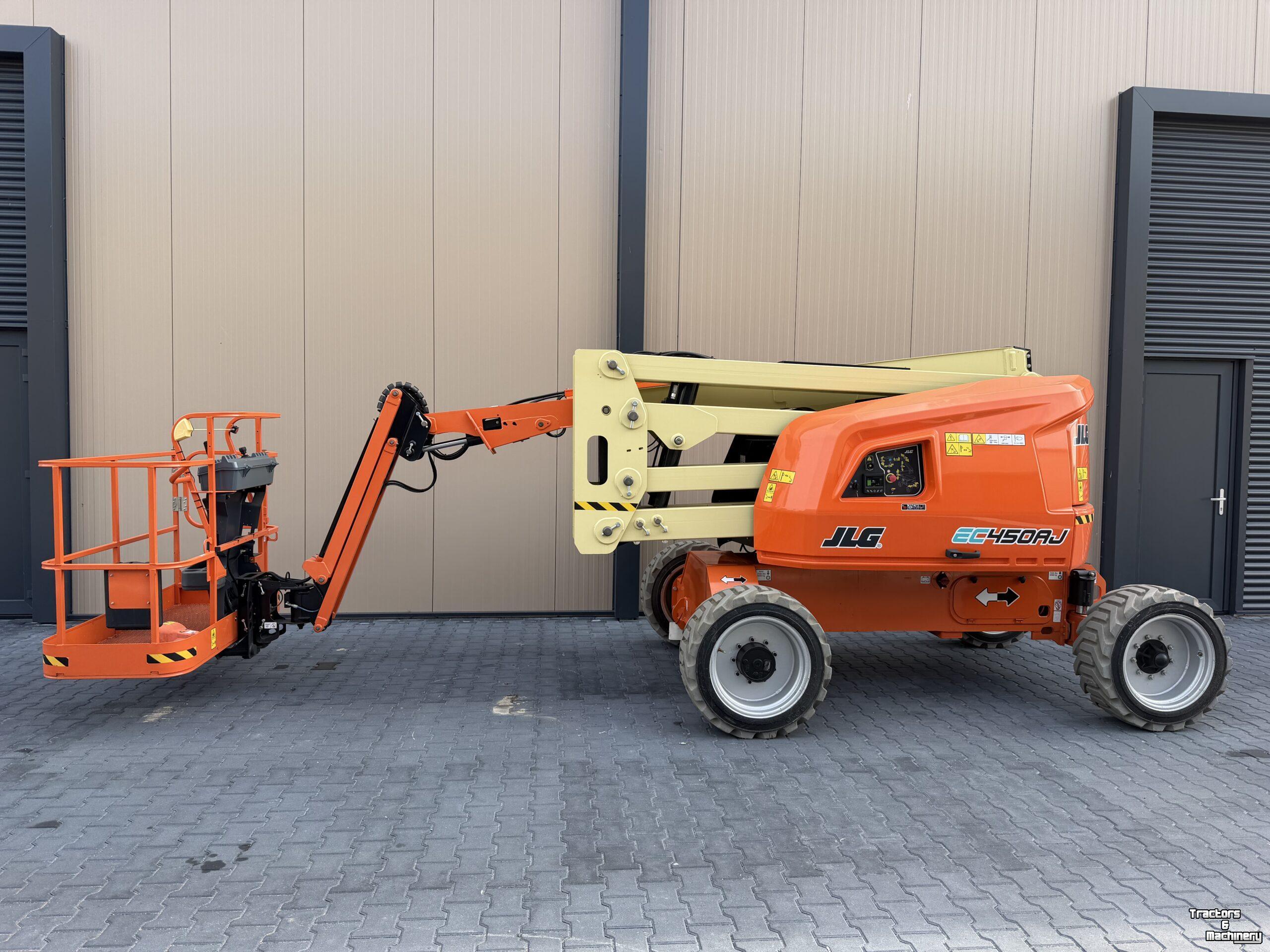 Articulated platforms JLG EC450AJ