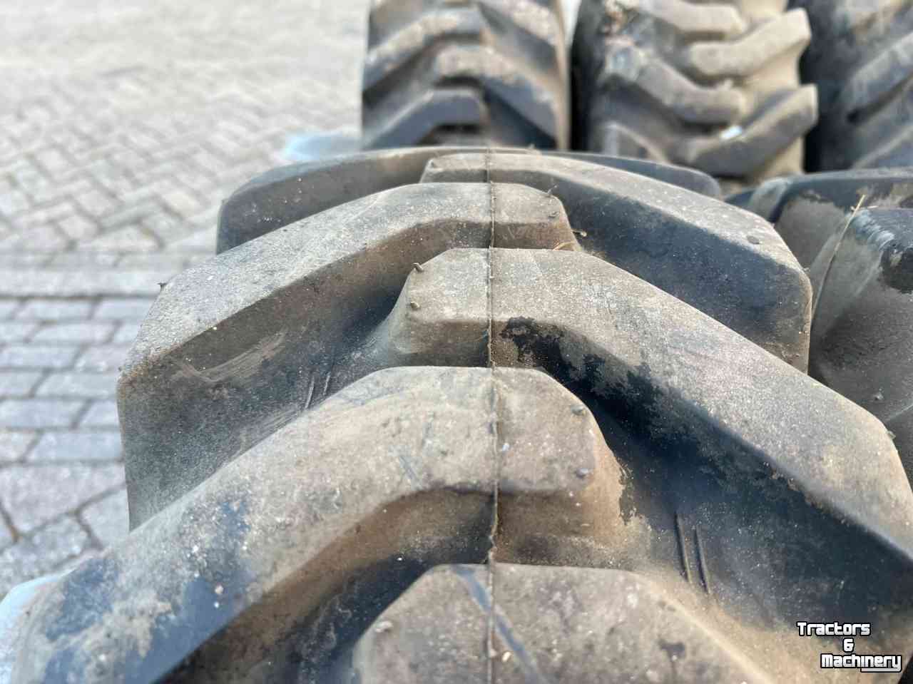 Wheels, Tyres, Rims & Dual spacers Bridgestone 10-15 10 ply schranklader banden