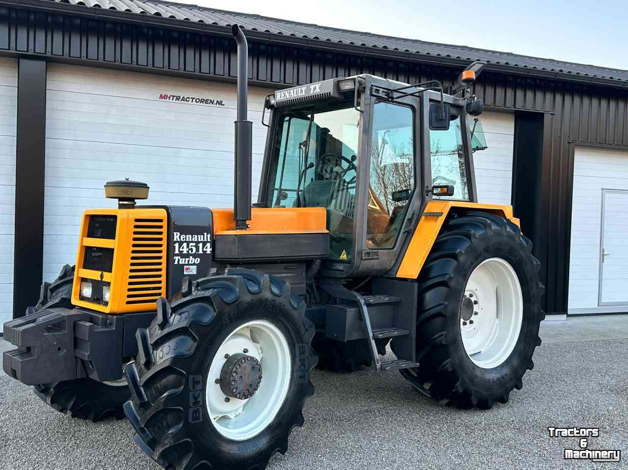 Tractor Renault 145-14