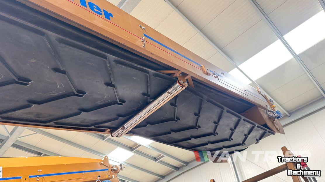 Telescopic storeloader Breston Z18-80XW Hallenvuller