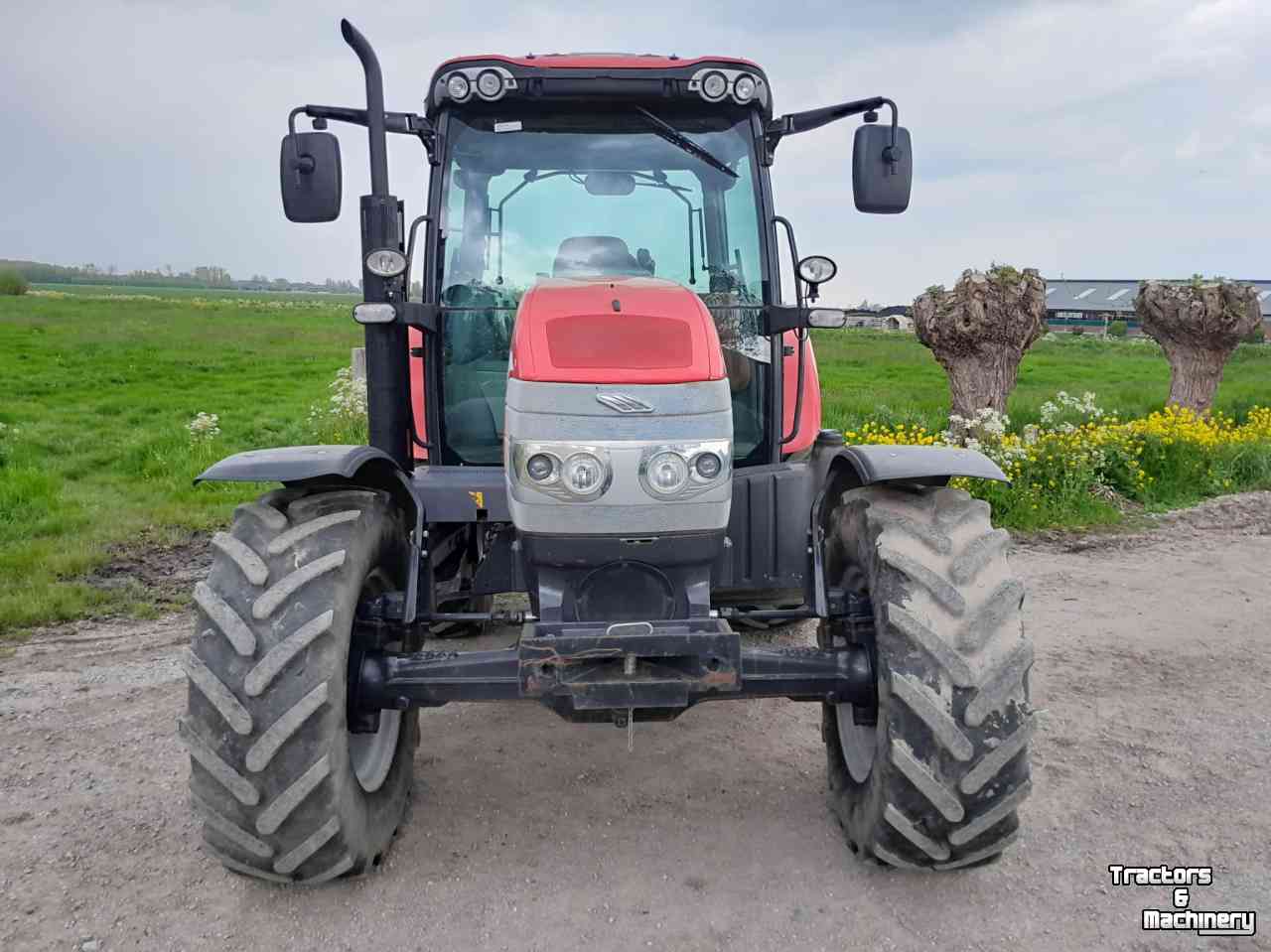 Tractors McCormick X60.30