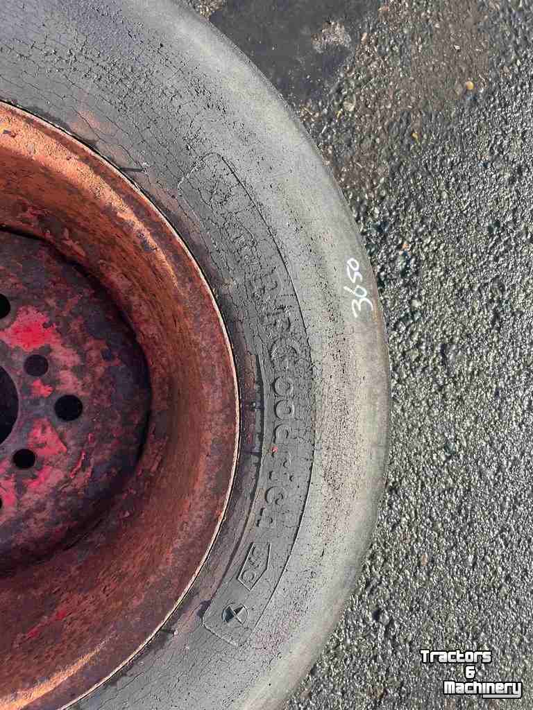 Wheels, Tyres, Rims & Dual spacers  10.0/75-15 band met velg