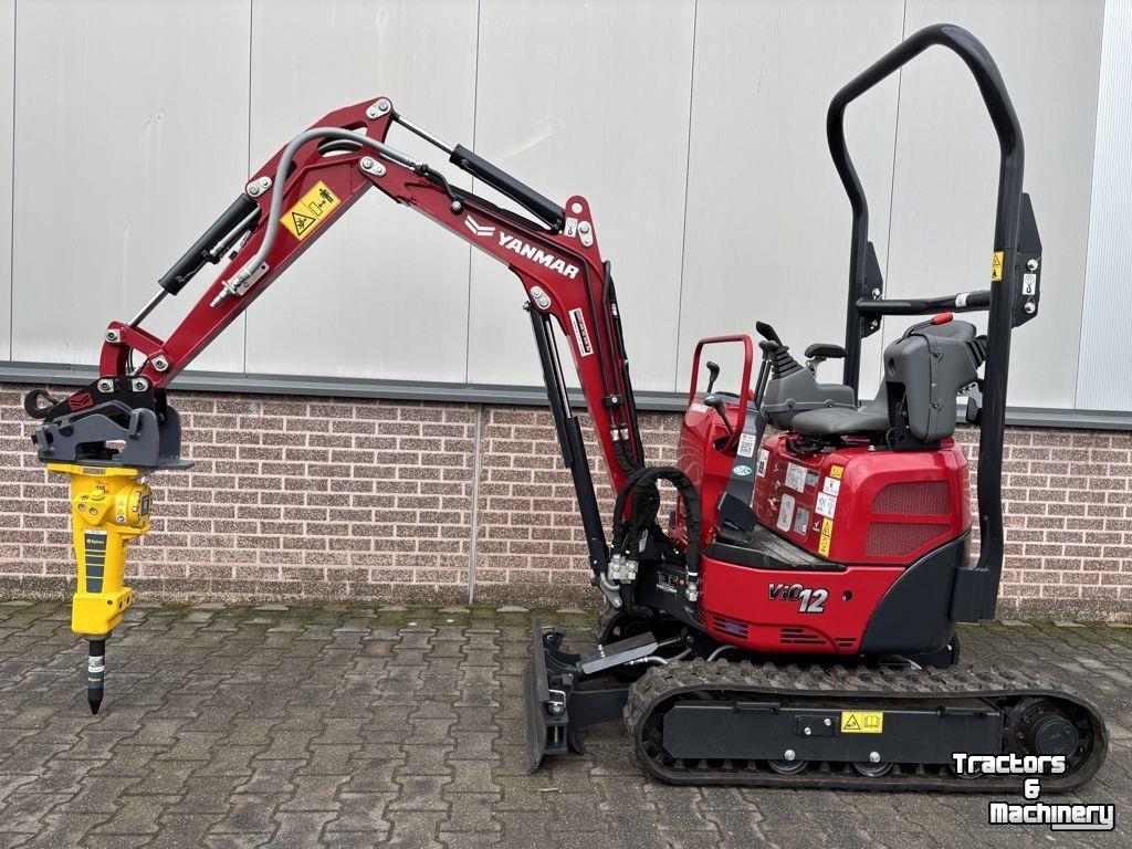 Hydraulic rock breakers  SB102