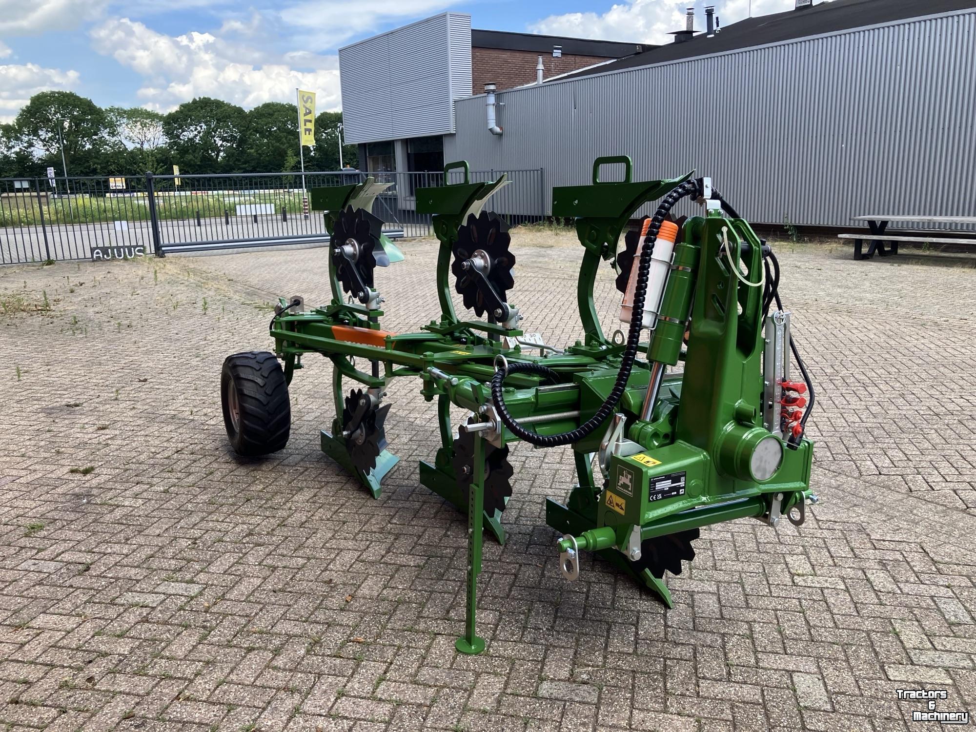 Ploughs Amazone Cayros XMS 3-950 V S35