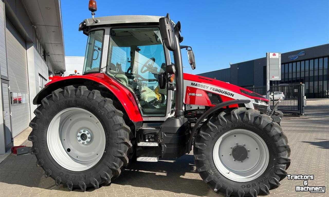 Tractors Massey Ferguson 5S125 Dyna-6 Efficient