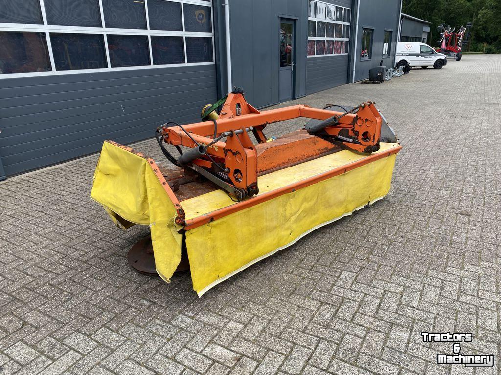 Mower Fella Fronttrommelmaaier getrokken