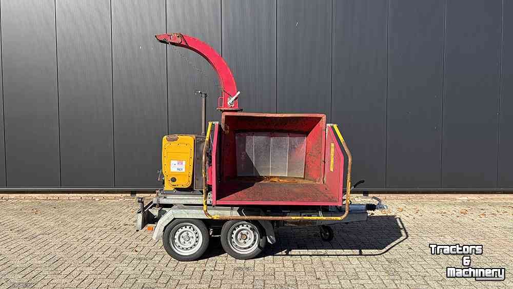 Wood shredder TP 200 Mobile