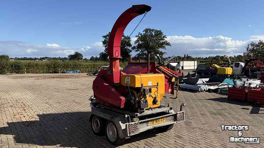 Wood shredder TP 200 Mobile
