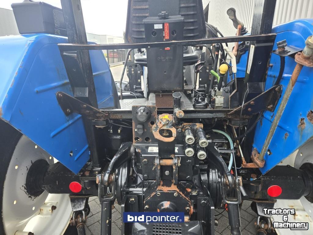 Tractor New Holland TL90A