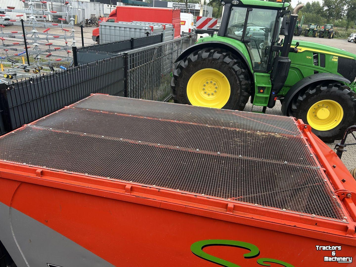 Mower-vacuum combination Trilo S3