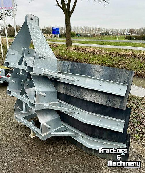 Rubber yard scraper  Kemp - Rubberschuif URS 260