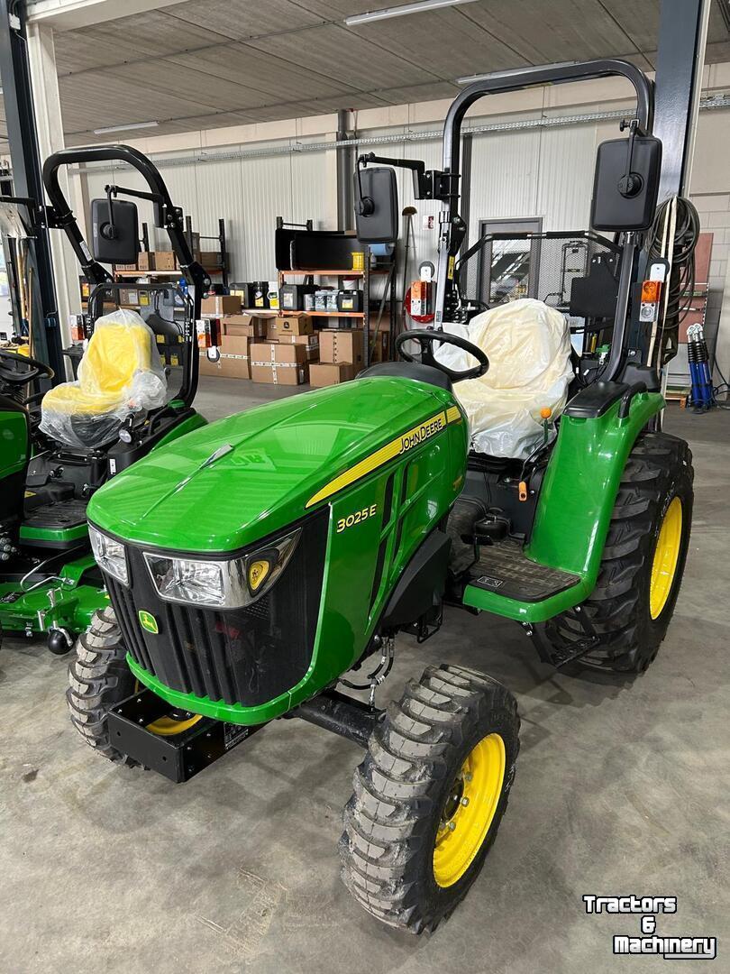 Small-track Tractor John Deere 3025E