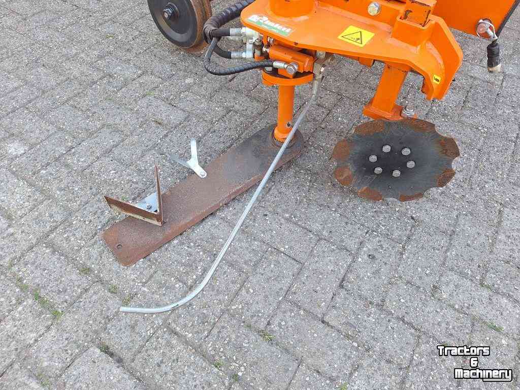 Inter-row cultivator Rinieri Turbo