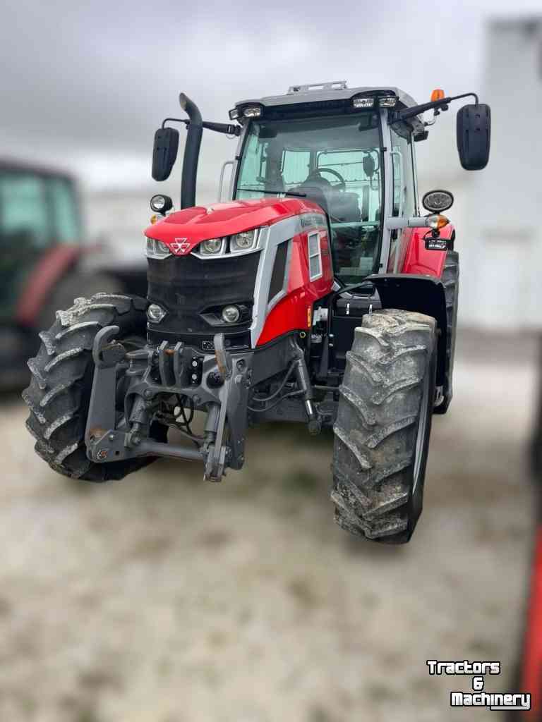 Tractor Massey Ferguson 7S.165 DVT