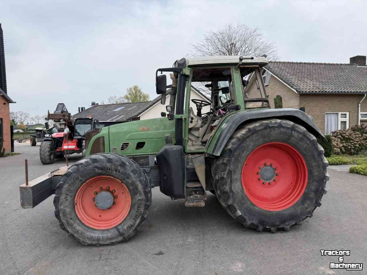 Tractor Fendt 815 vario