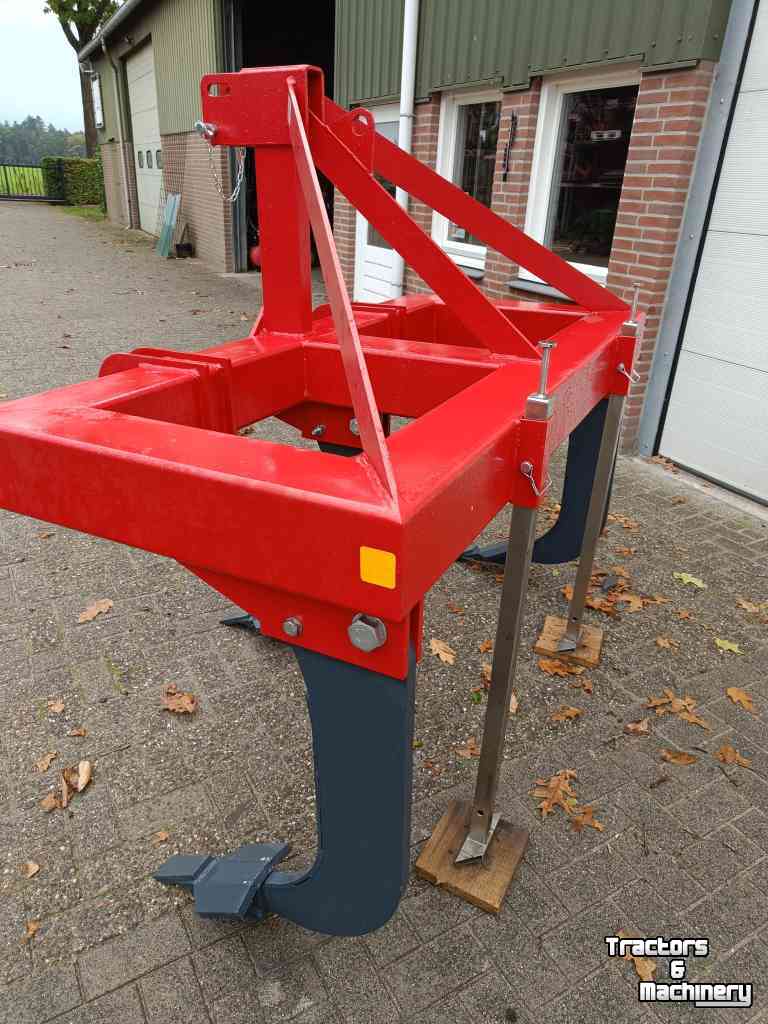 Deep subsoiler  RM-3 woeler 3-poot