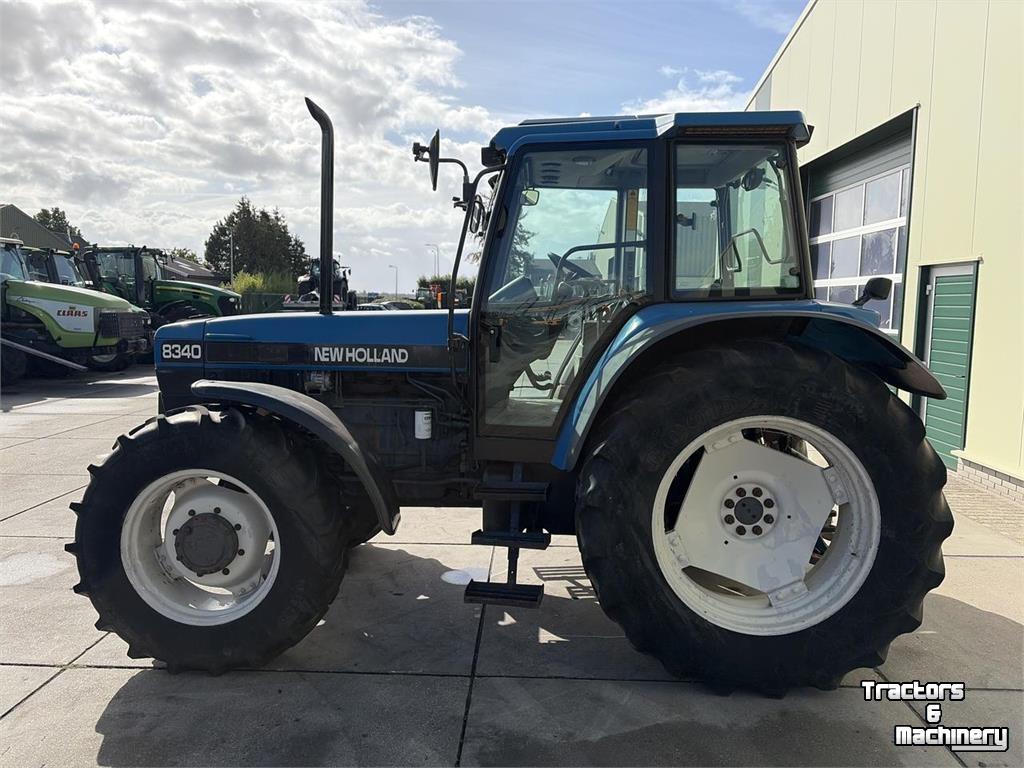 Tractor New Holland 8340 SLE